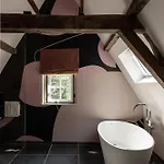 Hotel Relais & Chateaux Weeshuis 4*