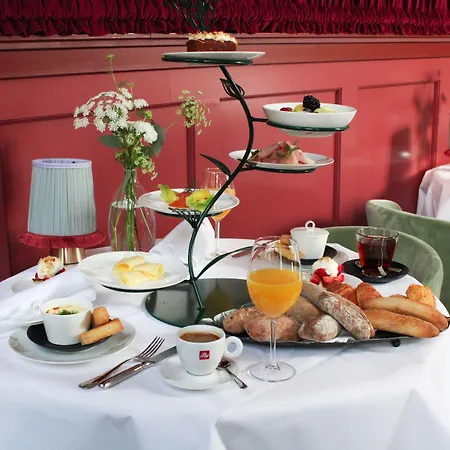 Relais & Chateaux Weeshuis 豪达