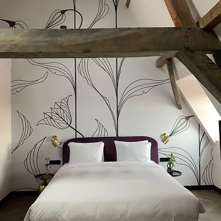 Relais & Chateaux Weeshuis Otel